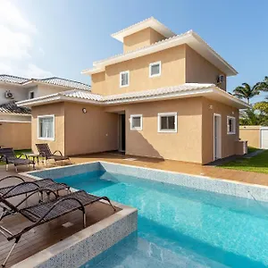  Casa de Férias Linda Casa 4 Suítes, Piscina Caravelas